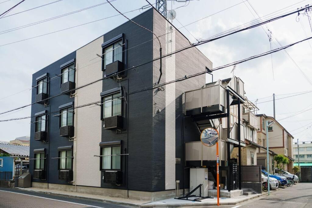 I Newly Renovated Hotel, Direct Access To Ueno, Asakusa, Disneyland, Airport *